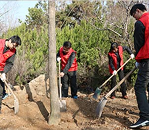 亚游ag亚游平台「中国」官方网站志愿者义务植树